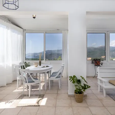 Eraora Lofts & Kefalonia アパート *